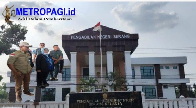 
 Kasus Exs Pipa PT. Freeport Terus Bergulir, Kuasa Hukum Lemasko Sayangkan Sikap PN Serang Banteng Yang Mudah Percaya Pada Penumpang Gelap