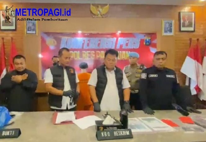 
 Terbakar Api Cemburu, Pria 33 Tahun di Pandaan Tega Habisi Nyawa Istri Sendiri