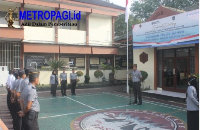 
 Energi Baru, Rutan Bangil Sambut Kedatangan 12 CPNS Dalam Apel Pagi Pegawai