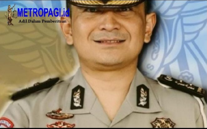
 AKBP Galih Bayu Raditya Dari Ditpolair Polda Jatim, Kini Dipercaya Mengemban Jabatan Kasatlantas Polrestabes Surabaya