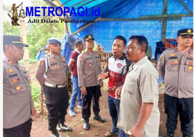 
 Polres Pasuruan Bongkar Lokasi Diduga Tempat Judi Sabung Ayam di Desa Pucangsari Purwodadi