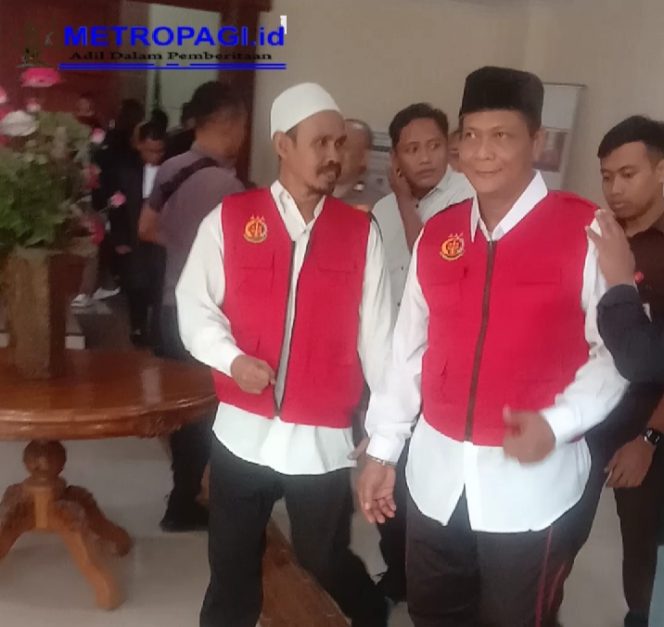 
 Sidang Eksepsi 2 Terdakwa Perusakan Makam di Serambi Winongan, Para Kuasa Hukum Menilai Dakwaan Jaksa Kabur