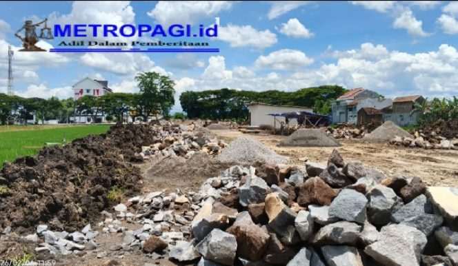 
 Proyek ‘Siluman’ Menguak Celah Transparansi di Kota Madiun – RHP Tahap I Dikerjakan Tanpa Identitas, Kualitas Meragukan