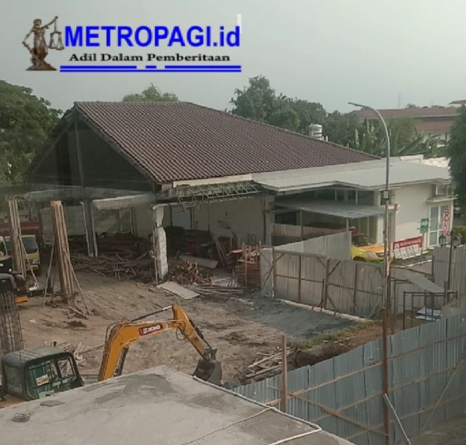 
 Pembangunan Proyek Gedung Manajemen RSUD Bangil Jadi Ruang Rawat Inap Layak Disorot, Wartawan Dilarang Ambil Gambar