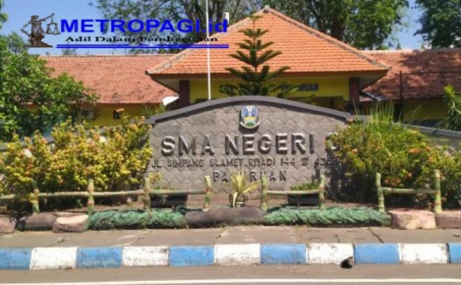 
 Beban Ekonomi Bertambah, Wali Murid SMAN 3 Kota Pasuruan Terbebani Dugaan Pungutan Rp1,2 Juta Persiswa
