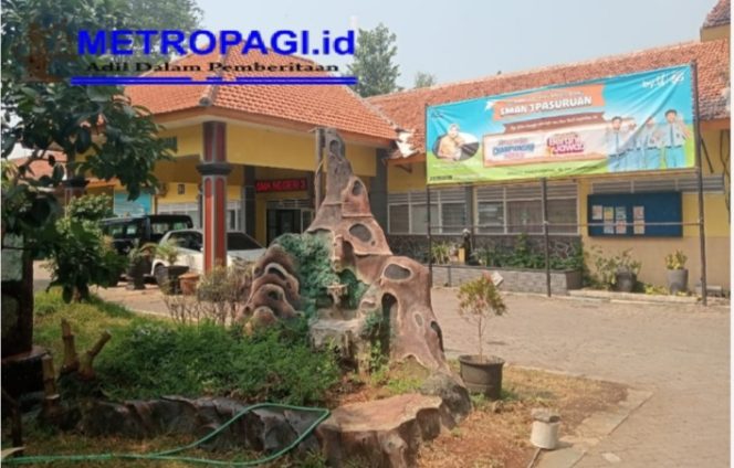 
 Tarikan Dana Pengembangan Mutu Pendidikan Rp1,2 Juta di SMAN 3 Pasuruan Dirasa Mencekik, Apakah Dana BOS Tidak Mencukupi