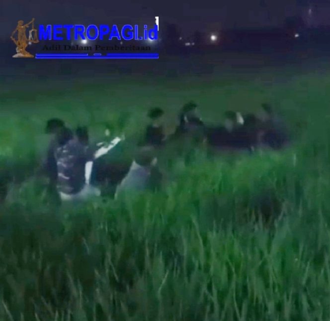 
 Karnaval Sound Horeg di Pekoren Rembang Berujung Ricuh, Enam Kardus Minuman Beralkohol Tanpa Merek Ditemukan Dilokas