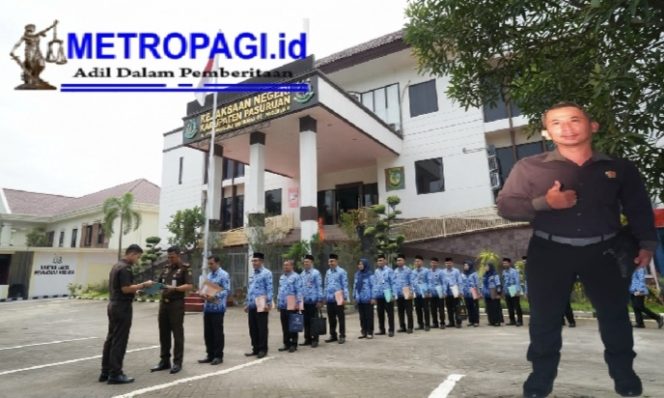 
 Masyarakat Desak Kejaksaan Bangil Transparan Soal Kasus Dugaan Pengkondisian Proyek Senilai 35 M Yang Menyeret 18 Kepsek SD